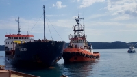 Havarirani turski brod Haksa dotegljen u Brodotrogir